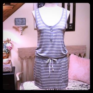 DKNY Gray & White Scoop Neck, Sleeveless Dress
